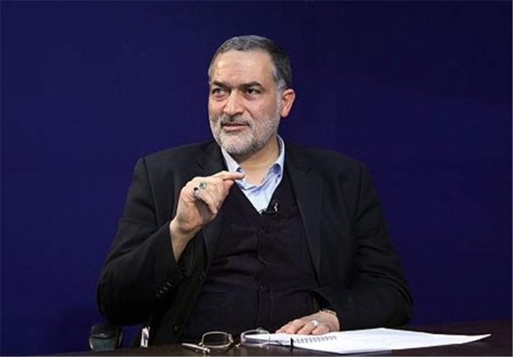 سیدمهدی هاشمی اساسا نه در رشته عمران که کارشناسی ارشدش را در رشته معماری اخذ کرده آن هم نه از دانشگاه امام حسین که از دانشگاه آزاد. به نظر می‎رساند همان‎ها که نتانیاهو را سر کار گذاشته‎اند، این بار سراغ وزیر راه آمده‎اند.