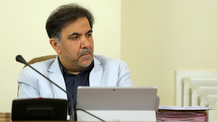 پنج سال عملکرد توخالی/ چگونه این مجسمه لیبرالیسم امروز گزینه شورای شهر گشته است؟ بسیج دانشجویی دانشگاههای بزرگ تهران با اشاره به ناكارآمدي آخوندی در سالهای گذشته طی نامهای به اعضای شورای شهر تهران تاکید کردند: انتخاب آخوندی به عنوان شهردار تهران موجب له شدن مستضعفان خواهد شد.