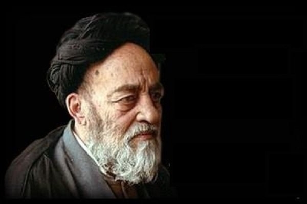 شاگردان علامه، فرماندهان فرهنگی انقلاب اسلامی/ مشاهدات توحيدی در درس علامه به نقل از مرحوم آیت الله پهلوانی ياران امام و شاگردان علامه طباطبايي در نقش فرماندهان فکري و فرهنگي جبهه انقلاب، وارد ميدان مبارزه با طاغوتهاي سياسي، فکري و فرهنگي شدند. نميشود از تاريخ انقلاب سخن گفت اما از فردي چون شهيد مطهري به عنوان علمدار مبارزه با طاغوت فرهنگي و التقاط فکري نام نبرد. نميتوان از اقدامات اساسي مبارزان نظام شاهنشاهي ياد کرد اما از شهيد بهشتي و آينده نگري او درباره تبيين ساختارهاي حکومتي نظام اسلامي در سالهاي دهه چهل و ايجاد تشکل قوي حزب جمهوري اسلامي سخن نگفت؛ همينطور کادرسازي و تربيت نيروي شهيد قدوسي در مدرسه حقاني، امري غير قابل انکار است.