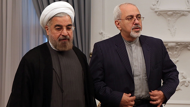 مرگ تدریجی یک رویا، پنج سال بعد از کلنگی کردن اقتصاد ایران/ روحانی: دیوانه ها به آمریکا اعتماد میکنند/ ظریف: درباره آمریکا اشتباه میکردم/ عراقچی: اروپا هم ناتوان است، دستاوردمان به صفر نزدیک شد + فیلم هر چند دولتمردان سعی می کنند تا هزینه پنج سال تجربه شکست خورده خود در اعتماد به غرب را با دستاوردسازی از برجام مخفی کنند اما گاه و بی گاه در این مسیر رسوا شده و به آن اعتراف کرده اند.