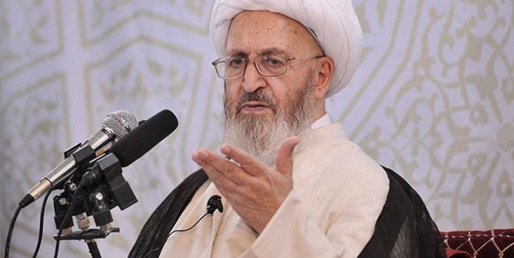منبرهای تعلیمی که پای آن شرابخوار توبه میکرد و بینماز، نمازخوان میشد کم شده است/ یک راننده تاکسی میگفت پای این منبر روزهدار شدم آیت الله سبحانی از مراجع تقلید با اشاره به اینکه برخی از تخلفات در کشور زیاد شده است، گفت: امروز شاهد هستیم که منبرهای تعلیمی و سازنده کم شده است؛ منبرهای تعلیمی که پای آن شراب خوار توبه می کرد و بی نماز، نمازخوان میشد کم شده است.