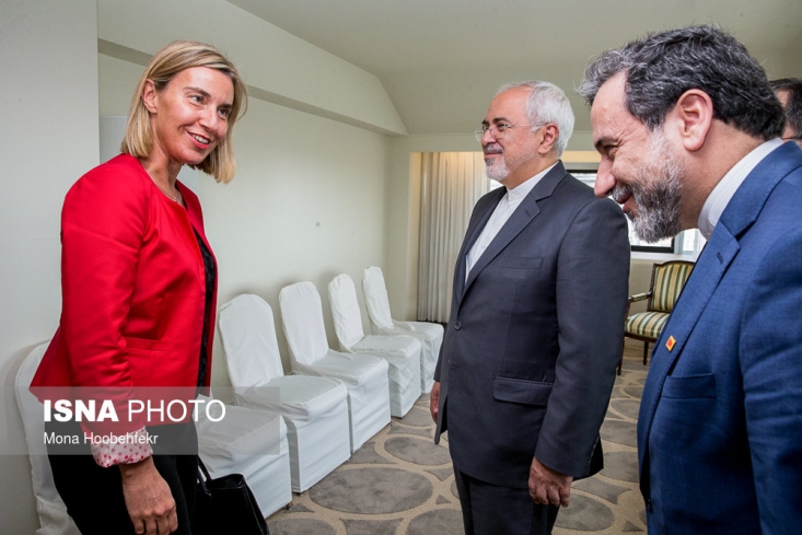 سه سال پس از بتنریزی در صنعت هستهای کشور، دولت روحانی هنوز با وعدههای پوچ غربیها بازی میخورد/ بسته پر از هیچ SPV به جای انجام تعهدات برجامی اروپا اکنون سه سال از روز آغاز اجرای تعهدات 1+5 ذیل برجام سپری شده است. علاوهبر بیدستاوردی برجام، در حال حاضر بیش از 2 هفته از آغاز سال 2019 سپری شده است و جز وعدههای پوچ، چیزی از بسته اروپایی و spv نصیب ایران نشده است. کانال مالی اروپا (spv) حتی اگر اجرایی نیز بشود، چیزی فراتر از نفت در برابر غذا و دارو نیست.