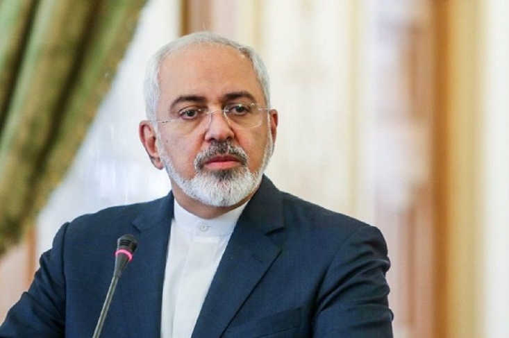 ظریف: قبل از انقلاب ایران آوردگاه نبرد سفارتخانههای خارجی بود/ انقلاب اسلامی با دنیا درگیر نشده است/ راه استقلال حتما هزینه و مشکلات دارد/ دوستان به من انتقاد میکنند اما استقلال، انتخاب ما بود/ نمیتوان ناکارآمدی دولت را گردن نظام سلطه انداخت روش برخورد غربگرایان با سخنان اخیر محمدجواد ظریف درباره استقلال و مقاومت ملت ایران، به خوبی نشان میدهد که این جماعت حتی اگر چنین سخنانی از سوی متحدان سیاسیشان هم مطرح شود، بیرحمانه تیغ سانسور را برداشته و به جان کلمات و مواضع افراد میافتند. برخی روزنامهها حتی پا را فراتر گذاشته و از دل جملات ظریف در تبیین وضعیت استقلال و مقاومت مردم ایران، برداشتهای وارونه و کاملا خلاف روح کلی سخنان ظریف را تیتر کردند.