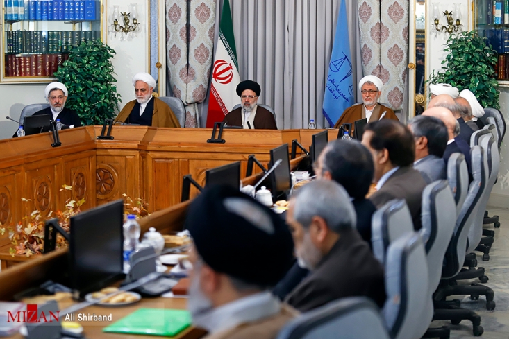 رئیس قوه قضاییه بخشی از کلیات برنامه‌های دستگاه قضایی برای تحقق «رونق تولید» را اعلام کرد.
