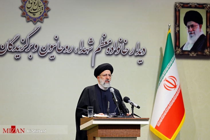 میدان مبارزه با فساد را با سیاسیکاری، اتهامزنی و دوقطبیسازی «بعضیها» خالی نخواهیم کرد رئیس قوه قضائیه در جریان سفر به تبریز به فضاسازیهای اخیر دولت درباره روند مبارزه با فساد در دستگاه قضائی واکنش نشان داد.