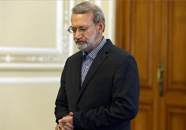 چرا اصلاحطلبان نگران حذف لاریجانی از مجلس شدهاند؟ ناگفته پیداست که رسانههای زنجیرهای با دستآویز قرار دادن عدم حضور علی لاریجانی در لیست انتخاباتی اصولگرایان برای شهر قم، سعی در عقده گشایی از رقبای خود، مشخصاً جبهه پایداری را دارند.