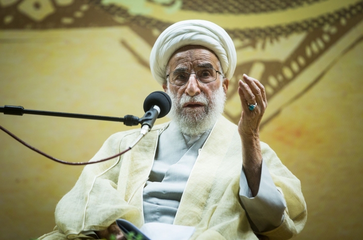 حاشیهسازی و دخالت دولت در انتخابات، خلاف «حقالناس» است/ مردم نمیپذیرند که یک مقام ارشد، با سخنان تحریکآمیزش کشور را دچار تنش کند/ ۱۸ میلیارد دلار مداخله ارزی با چه منطقی انجام شد؟/ هشدار درباره تغییر فرمانداران در آستانه انتخابات دبیر شورای نگهبان گفت: من بابت عدماصلاح قانون انتخابات بر مبنای سیاستهای کلی انتخابات از مجلس گلایه دارم و نمایندگان مجلس آنچه را باید انجام میدادند انجام ندادند.