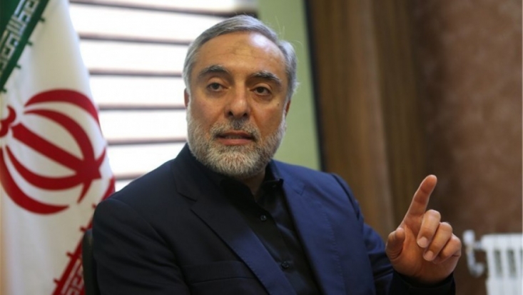 دکتر رجبیدوانی: اظهارات روحانی درباره پیامبر اسلام تحریف مسلمات است/ علما و متولیان دین در برابر آقای روحانی کوتاهی میکنند/ برای توجیه سیاستهای غلط از پیامبر مایه میگذارند رجبی دوانی با ابراز اینکه متأسفانه علمای ما و آنهایی که باید متولی دین باشند در برابر آقای روحانی کوتاهی میکنند گفت: با این کوتاهیهای صورتگرفته، ایشان مجدداً دست به چنین اقداماتی میزند و از قرآن و سیره معصومین برای توجیه کارهای خود تفسیر و تأویل میتراشد.