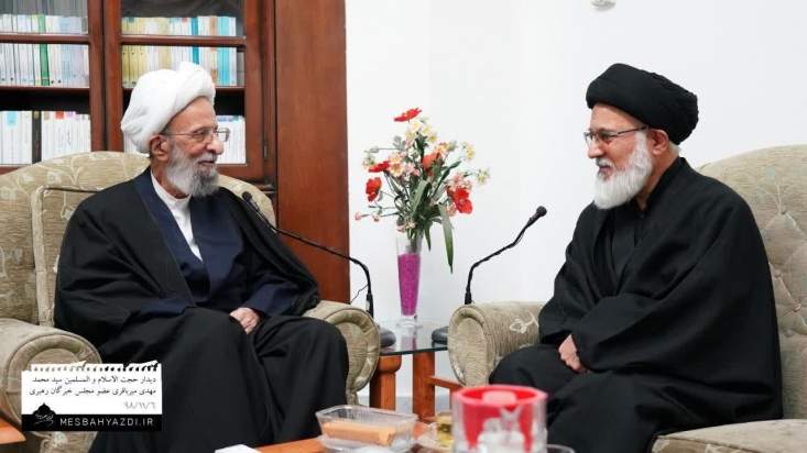برای وحدت چه باید کرد؟/ بدترین لغزشها آنجا است که پای «من» در میان باشد/ باید شخصی را انتخاب کنیم که نفع بیشتری برای اسلام دارد رئیس موسسه امام خمینی گفت: در توصیه به وحدت و جلوگیری از تفرقه چه باید کرد؟ اگر فقط وحدت با آن کسانی است که صد در صد خالص هستند، خیلی خیلی کم پیدا میشود و همیشه اینگونه بوده است. پس با چه کسی وحدت و همدلی داشته باشیم؟
