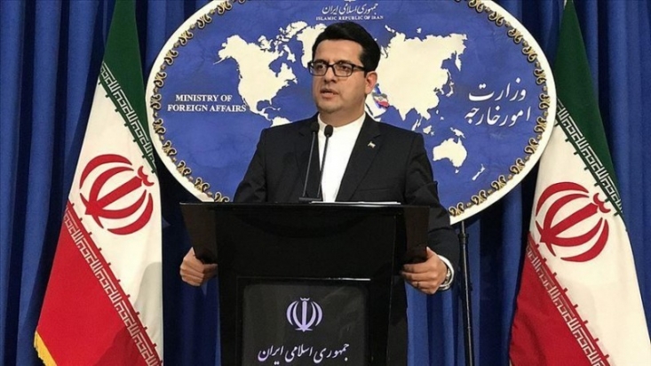 سئول یاغیگری را پایان داده و دلارها را بازگرداند/ رابطه ارباب رعیتی آمریکا و کره جنوبی به ایران ربطی ندارد بر اساس برآوردها، مطالبات مالی ایران از کرهجنوبی ۷ میلیارد دلار است که به گفته سید عباس موسوی، «این پول به واسطه فروش نفت، حاصل شده است و مقامات کرهجنوبی باید هرچه سریعتر نسبت به آزادسازی داراییهای ملت ایران اقدام کنند.»