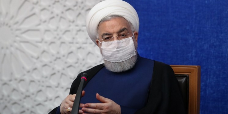 مردم به دولت برای ایجاد ثبات اقتصادی اطمینان داشته باشند رئیسجمهور با تاکید بر اینکه دولت تا آخرین ساعت کارخود، با همه توان انجام وظیفه خواهد کرد، گفت: مردم باید در زمینه تلاش دولت برای ایجاد ثبات و آرامش در اقتصاد اطمینان خاطر داشته باشند.