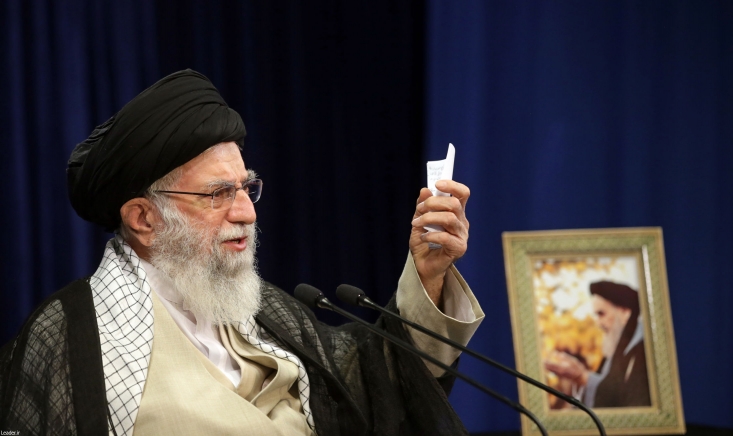 رهبر انقلاب فردا سخنرانی خواهند کرد حضرت آیت الله خامنهای رهبر معظم انقلاب اسلامی صبح فردا در مراسم آغاز هفته دفاع مقدس از طریق ارتباط تصویری به ایراد سخنرانی خواهند پرداخت.