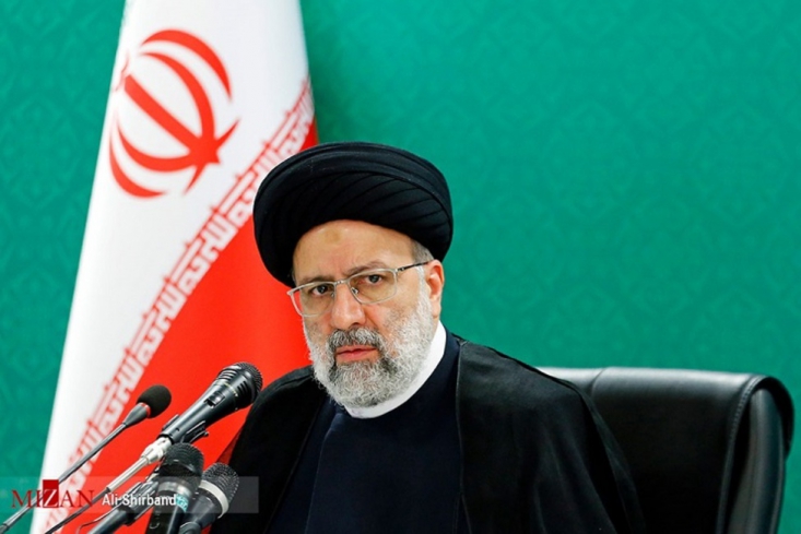 غربیها از قطعنامهها به عنوان ابزاری سیاسی علیه کشورهای مستقل استفاده میکنند/ کانادا به عنوان بانی قطعنامه ضد ایرانی، از بزرگترین ناقضان حقوق انسان است رئیس قوه قضاییه گفت: کانادا به عنوان بانی قطعنامه ضد ایرانی از بزرگترین ناقضان حقوق انسان است که هم حقوق مردم خودش را تضییع میکند و هم به پناهگاهی برای مفسدان و تبهکاران تبدیل شده است و باید علیه آن قطعنامه بدهند.