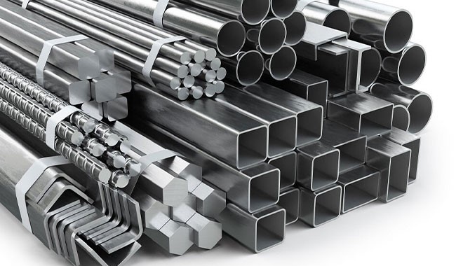 قیمت محصولات فولادی از جمله قیمت یراق آلات تاثیر زیادی بر قیمت مسکن دارد.