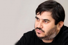  مجموعه‌هایی که به تعالی جبهۀ فرهنگی انقلاب فکر می‌کنند، باید به این نکته توجه کنند که ما باید در مجموعه‌ها رویش داشته باشیم و به تعبیر رهبر انقلاب، خون تازه به مجموعه‌ها تزریق شود.