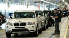 خودرو سازی آلمان بدون گاز روسیه میخوابد میلان ندلکوویچ، مدیر تولید BMW: در صورت توقف تحویل گاز از روسیه “نه فقط BMW، بلکه کل صنعت خودروسازی متوقف خواهد شد.”