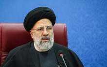 تاکید رئیسی بر ثابت ماندن قیمت نان در کشور هدف از اجرای طرح مدیریت هوشمند یارانه آرد و نان، اصلاح زیر ساختها و روشهای پرداخت یارانه آرد و نان است.