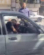 کشتن راننده سنندجی توسط تجزیه طلبان فرمانده انتظامی استان کردستان در تشریح جزئیات کشته شدن یک راننده خودرو سواری پراید توسط ضد انقلاب گفت: هویت این فرد در دست بررسی است و هنوز کسی در این رابطه بازداشت نشده است.
