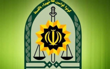 پلیس با مامور خاطی در ستارخان چه برخوردی کرد؟ مرکز اطلاعرسانی پلیس تهران با تاکید بر اینکه برخوردهای غیرقانونی و خارج از چارچوب تعریفی و ابلاغ شده، به هیچ عنوان مورد تایید سلسله مراتب فرماندهی کل انتظامی نیست، سرنوشت مامور خاطی خود در جریان درگیری با یکی از شهروندان در ستارخان را اعلام کرد.