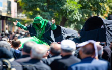 امام سجاد (ع) بنا به روایتی در روز ۲۵ محرم سال ۹۵ هجری قمری به وسیله زهری که هشام بن عبدالملک دستور آن را داده بود به شهادت رسیدند.