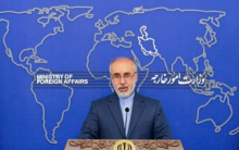 کنعانی: ۵ شهروند ایرانی امروز آزاد خواهند شد ۵ شهروند ایرانی که در زندانهای دولت آمریکا بودند، آزاد خواهند شد و متقابلا ۵ زندانی آمریکایی نیز آزاد میشوند.