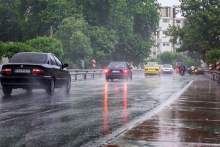سازمان هواشناسی کشور از بارش باران در برخی نقاط کشور خبر داد.