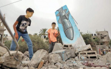 کلیپ«مثلا جنگ نیست» اثری از رضا هلالی را در حمایت از کودکان غزه در ادامه می بینید.