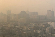 رئیس مرکز ملی پیش‌بینی و مدیریت بحران مخاطرات وضع هوا از ادامه آلودگی هوای ۵ کلانشهر تا ۵ روز آینده خبرداد.