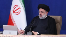 رئیسی در پیامی از حضور آگاهانه مردم در انتخابات قدردانی کرد رئیسجمهور گفت: بدخواهان ایران عزیز، همه توان خود را بسیج کرده بودند، تا انتخابات ۱۱ اسفند ماه ۱۴۰۲ بیرونق برگزار شود. حضور پر از ایمان و امید شما مردم فهیم و موقعشناس، «نه بزرگ» به جبهه ضدبشری استکبار و پنبه کردن رشته میلیاردها دلار هزینهکرد آنها برای طراحی و اجرای این سناریوی مزورانه بود.