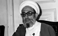 ماجرای پنج دقیقه خواب اضافی آیت الله مهدوی کنی مرحوم ایت الله مهدوی کنی در خاطرات خود به نکات جالبی از تاریخ انقلاب اسلامی و بزنگاههایی که منشاء تحولات زیادی شده اند اشاره کرده اند.ایم مطلب برگرفته از کتابخاطرات مرحوم آیت الله مهدوی کنی است.