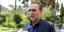 معاون حقوقی دولت عنوان کرد: پرونده فرش‌های نفیس کاخ سعدآباد مفتوح است اما تا الآن رأیی صادر نشده است و از ۴۸ فرشی که سرقت شده هنوز هیچ فرشی پیدا نشده است.