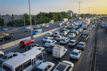  مدیرکل راهداری و حمل و نقل جاده ای البرز از ترافیک سنگین در آزادراه های تهران - کرج - قزوین در محدوده این استان خبرداد.

