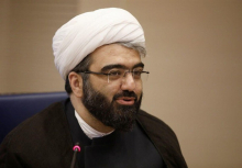 معاون فرهنگی و سیاسی نهاد رهبری در دانشگاه ها: در فضای آموزش عالی کشور دچار یک ترک فعل هستیم که با افت و خیز به حجاب نگاه کرده‌اند. در زمینه حجاب در دانشگاه گرفتار افراط و تفریط شده‌ایم.