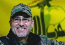 شعر: قصه خونین علمدار عشق به مناسبت شهادت عاشقانه سید مصطفی بدرالدین ملقب به «سید ذوالفقار» فرمانده شاخه نظامی حزبالله لبنان، «قصۀِ خونینِ علمدار عشق» تقدیم به علمداران کربلای دمشق، مدافعان حرم آل الله میشود: