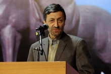 
با مجوز مقام معظم رهبری بخشی از صدقه جمع‌آوری شده در قالب منابع قرض‌الحسنه برای اشتغال‌زایی مددجویان تحت حمایت کمیته امداد اختصاص یافت.