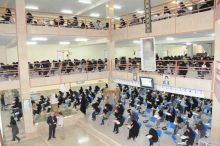 رئیس سازمان سنجش آموزش کشورگفت: ظرفیت پذیرش دوره دکتری امسال ۱۳ هزار و ۶۰۰ نفر است که نسبت به سال گذشته با کاهش ظرفیت اندکی مواجه بوده است.