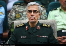 
رئیس ستادکل نیروهای مسلح در واکنش به خروج آمریکا از برجام گفت: امروز با نظامی مواجه هستیم که به امضای خودش هم پایبند نیست.
