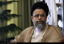 
نایب رییس کمیسیون امنیت ملی و سیاست خارجی مجلس با اشاره به دیدار اعضای این کمیسیون با وزیر اطلاعات، گفت که در این جلسه وزیر اطلاعات به ارائه گزارشی از وضعیت بازار ارز و اقدامات دولت برای ساماندهی بازار ارز پرداخت.