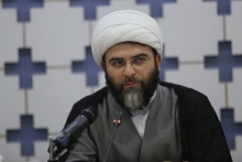 مگر حوادث این روزهای عراق قابل پیشبینی نبود؟/چرا فقط به بیانیهای بسنده کردیم که مردم از این سفر منصرف شوند؟/ این طرز فعلی حکمرانی قابل قبول نیست باید به روی مسئله تمدنی فرا راهبردی اربعین، بیش از اینها فکر کنیم. این طرز فعلی حکمرانی قابل قبول نیست؛ باید برای آن چارهاندیشی کرد. مسئله اربعین و حوادثی که به دنبال آن شکل گرفته، نیازمند چارهاندیشی هم در موعد امسال و هم برای موعد سالهای آینده است.