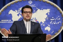 موسوی گفت: تهدید آمریکا علیه نفتکش‌های ایرانی اقدامی غیرقانونی و بی‌شرمانه است و اگر بخواهند کاری کنند، ما دست به اقدام متقابل خواهیم زد.

