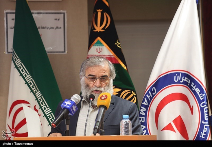 راه شهید را ادامه بدهید و اجازه ندهید که خونش پایمال شود/ شهید به مقام معظم رهبری ایمان داشتند و عاشق ایشان بودند همسر شهید گفت: خواهش من از آنهایی که حضور دارند این است که راه ایشان را ادامه بدهند و اجازه ندهند که خون ایشان پایمال شود.