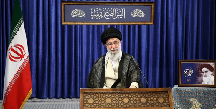 موازنه قوا به نفع دنیای اسلام تغییر یافته است/ فلسطین مهمترین و زندهترین مسئله مشترک امّت اسلامی/ اسرائیل یک پادگان تروریستی علیه ملّتهای مسلمان است صهیونیستها فلسطین غصبشده را از روز اوّل به یک پایگاه تروریسم تبدیل کردهاند. اسرائیل نه یک کشور، که یک پادگان تروریستی علیه ملّت فلسطین و دیگر ملّتهای مسلمان است. مبارزه با این رژیم سفّاک، مبارزه با ظلم و مبارزه با تروریسم است؛ و این وظیفهای همگانی است.