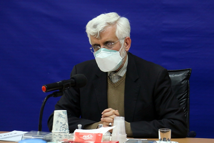 نماینده رهبرانقلاب در شورایعالی امنیت ملی ضمن اشاره به سخنان رئیس جمهور مبنی بر فرماندهی در جنگ اقتصادی، تاکید کرد: رئیس جمهور می‌بایست نحوه استفاده از فرصت این ۳۸۲ شرکت دولتی را برای مردم بازگو کنند و گزارش عملکرد بدهند.

