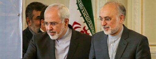 واکنش رسمی سازمان انرژی اتمی به تحلیل حقوقی رجانیوز/ جوابیهای که اشکالات فنی را بیپاسخ گذاشته است جوابیه تائید مینماید که فعالیتهای راستیآزمایی پروتکلی (به قول نویسنده غیرعمده) انجام خواهد شد و الا نیازی به درج این واژه نبود و صرفا به نظارت از طریق دوربین اشاره می شد.