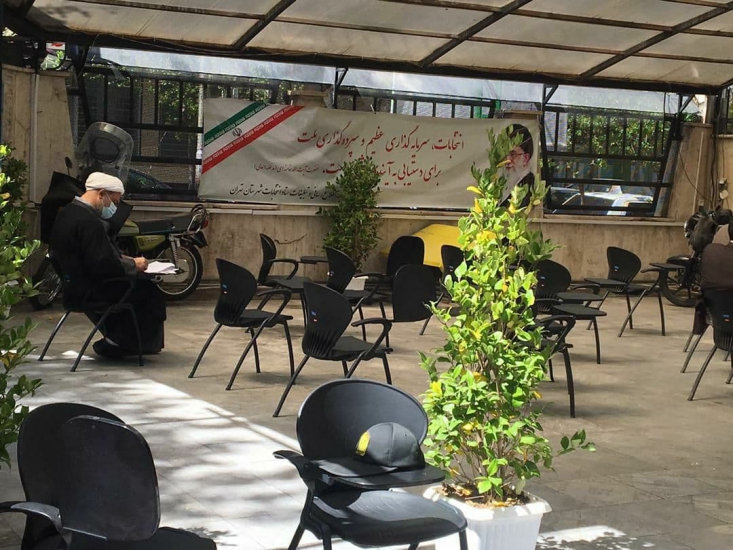 حمید رسایی کاندیدای انتخابات میاندورهای مجلس شد حجتالاسلام حمید رسایی ، برای کاندیداتوری در انتخابات میاندورهای از حوزه انتخابیه تهران ثبت نام کرد.