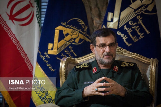 خلیج فارس موتور توسعه و رشد کشورهای جهان است/ نیروهای سپاه و ارتش هرگونه حرکت دشمن را در خلیج فارس رصد میکنند فرمانده نیروی دریایی سپاه گفت: نیروهای سپاه و ارتش مقتدرانه هرگونه حرکت دشمن و ناوهای ورودی به آبهای خلیج فارس را رصد و کنترل میکنند.