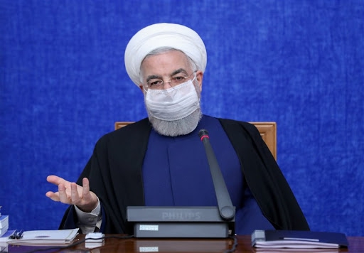 روحانی: برخی بلد نیستند و میگویند راستیآزمایی زمان میبرد/ ۲۴ میلیون رای دارم راستی آزمایی هم بلدم!/ آیا پای رفع تحریمهای صوری و انتخاباتی در میان است؟ حداقل زمان برای مساله راستی آزمایی سه تا شش ماه عنوان شده است. چرا که صرفا حدود 3 ماه طول می کشد که خریدار نفت ایران، پول این معامله را به حساب کشورمان واریز نماید و ایران امکان استفاده از این درآمدها را پیدا کند.