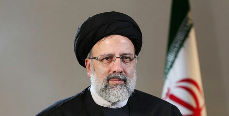 زمانی که کارگران هپکو کاملاً ناامید بودند، رئیسی به دادشان رسید در زمانی که کارگران هپکو کاملا ناامید بودند، در کمال ناباوری آیت الله رئیسی باوجود مقام قوه قضاییه جلسه ای را با کارگران شرکت هپکو و هفت تپه برگزار کردند و مطالبات بیان شد.