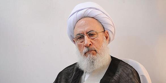 توهین به آیت الله مصباح خلافی روشن و گناهی نابخشودنی است/ ایشان همانند شهید مطهری متفکری کمنظیر و دانشمندی متعهد بود عضو مجمع تشخیص مصلحت نظام گفت: علامه مصباح یزدی فردی بسیار متواضع و نیکوسیرت بود بهطوریکه میتوان از اوتاد عصر شمرد بنابراین هرگونه اهانت به شخصیت ایشان خلافی بسیار روشن و گناه نابخشودنی است.