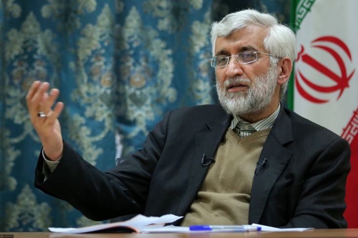 آقای روحانی! مگر برجام را برای ۲ سال نوشته بودید؟/ در ۲ سالی که میگویند برجام خوب بوده، کدام بانک اروپایی با ما کار کرد؟ روحانی میگوید که دیوانهای آمده همه چیز را بهم زده، مگر در سال ۹۶ که گفتید به من رأی دهید تا بقیه تحریمها را هم رفع کنم، همان دیوانه سر کار نبود؟